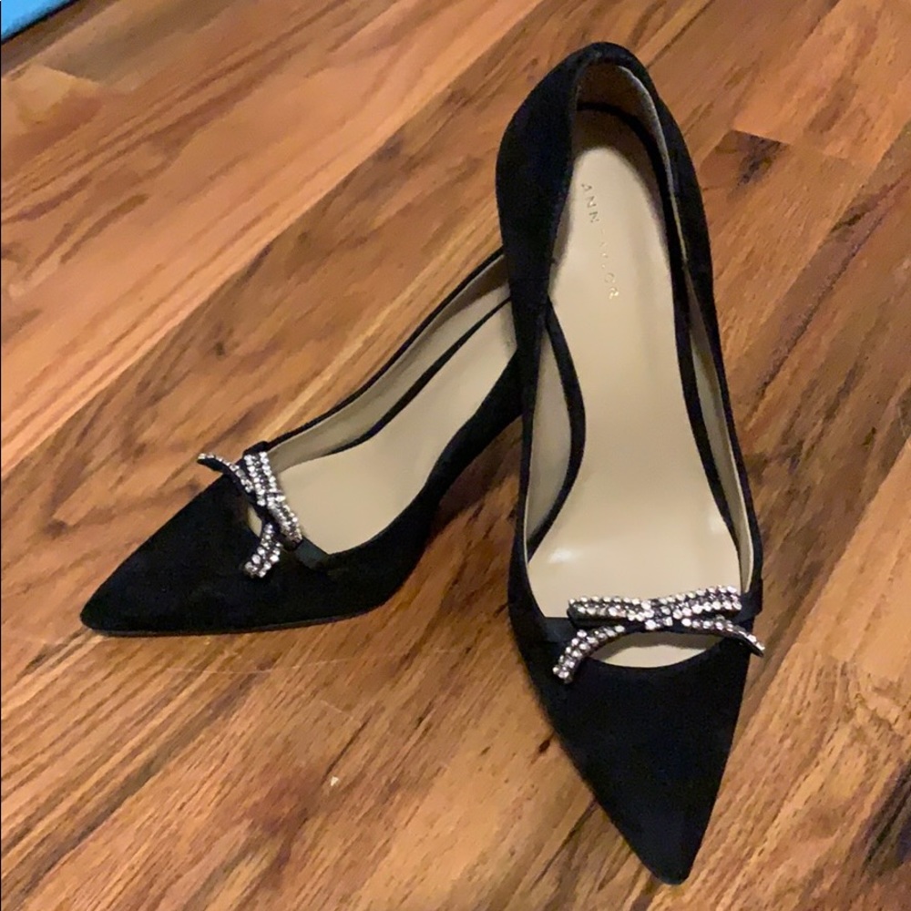 Ann Taylor Heels with Rhinestone Bows